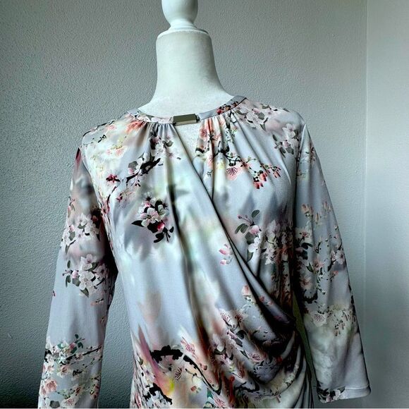 Calvin Klein Y2K Top Floral Ruched Split Neck Stretch Shirt - Picture 3 of 16